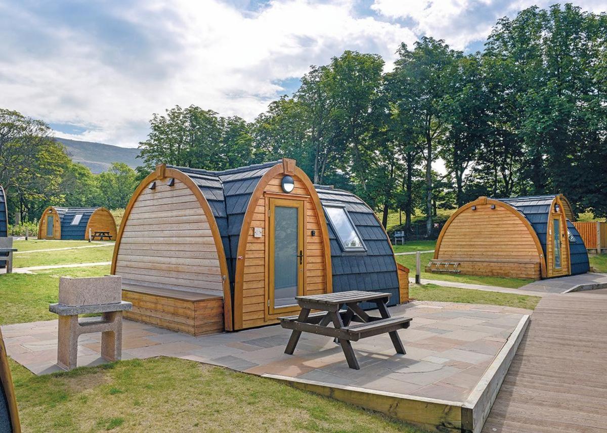 Dovestone Holiday Park Hotell Greenfield  Exteriör bild